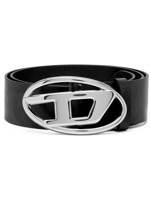 Diesel
1DR logo-buckle belt.
