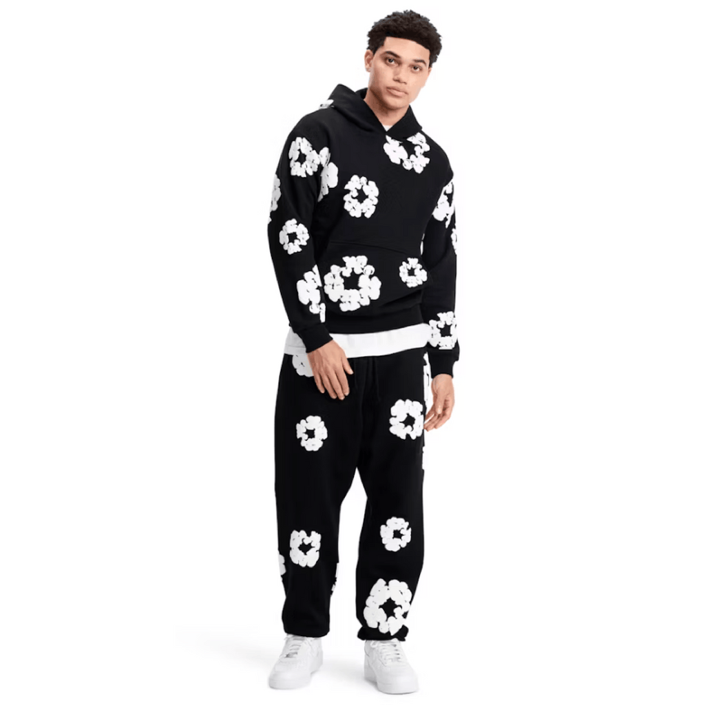 Black Cotton Wreath Sweatshirt