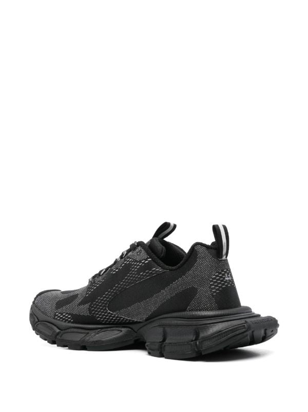 Balenciaga
x Under Armour® 3XL Knit sneakers.