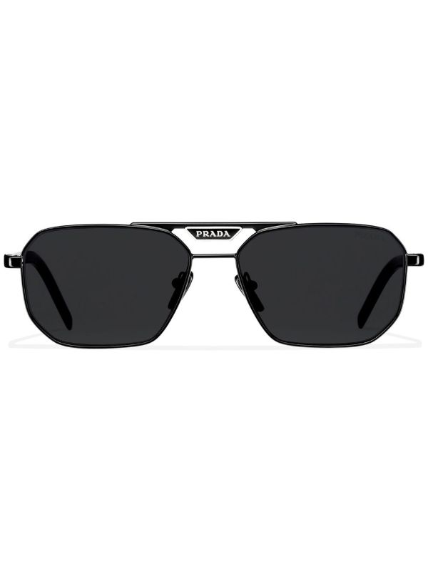 Prada Eyewear
Symbole geometric-frame sunglasses.